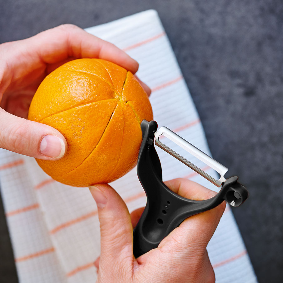 Tupperware? 5-in-1 Universal Peeler | Double Blade Vegetable Peeler - Image 6