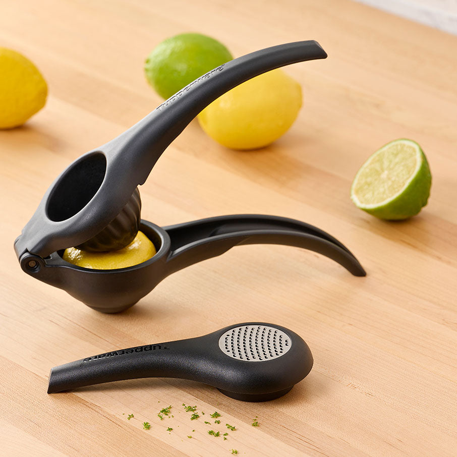 Tupperware? Zest 'N Press? Gadget | Hand-Held Citrus Squeezer & Zester - Image 5